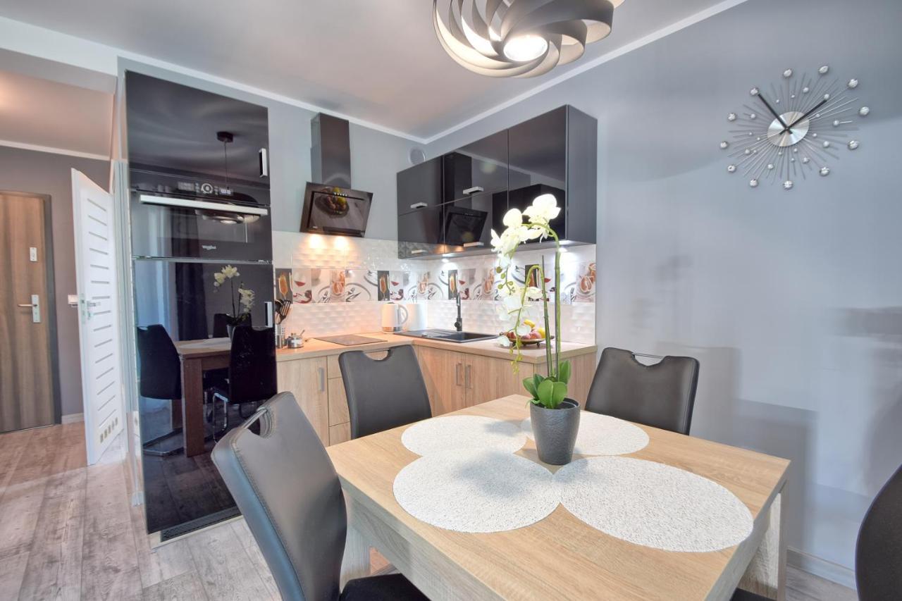 Sea-View Apartamenty Kolorowe Balkony 미엥지즈드로예 외부 사진